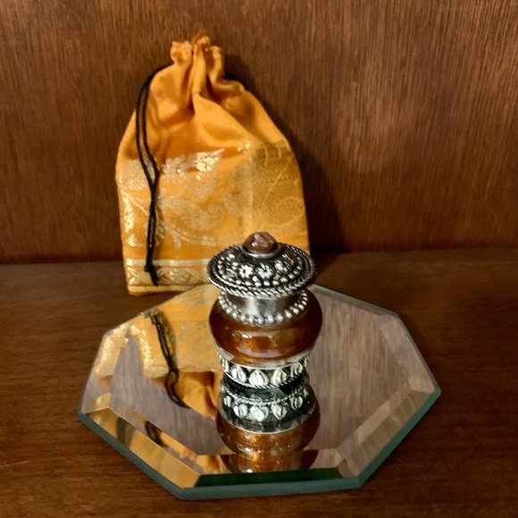 Small Glass & Silver Pill Box (Crystals, Trinkets) With Decorative Gift Pouch - Picture 14 of 16